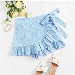 MakeMeChic Womens Floral Print Elastic Waist Ruffle Wrap Tie Skorts Skirt Skorts